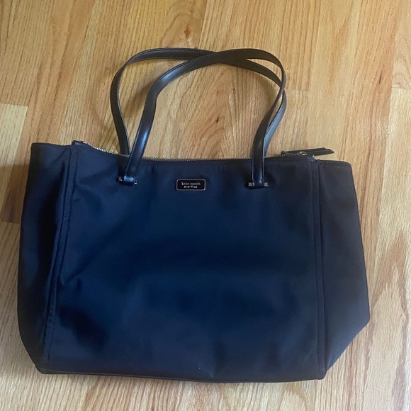 kate spade Handbags - Kate Spade Elegant Black Tote